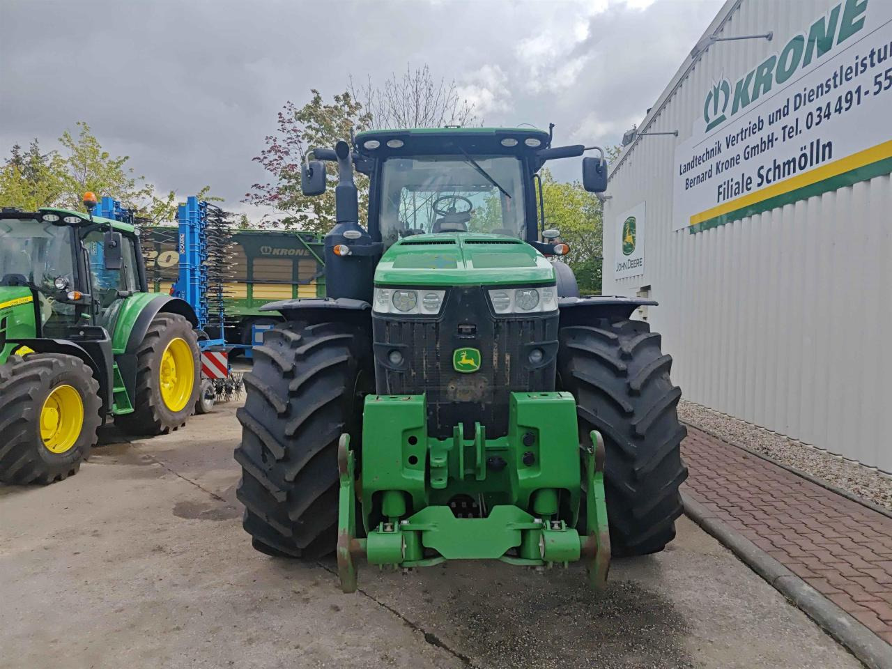 John Deere 8400R - Трактор: снимка 3 John Deere 8400R - Трактор: снимка 3