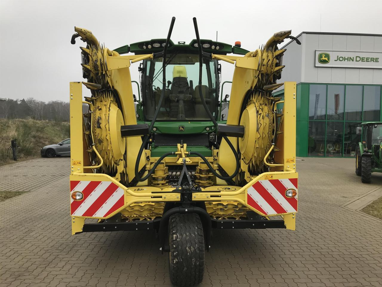 John Deere 8600 - Силажокомбайн: снимка 3 John Deere 8600 - Силажокомбайн: снимка 3