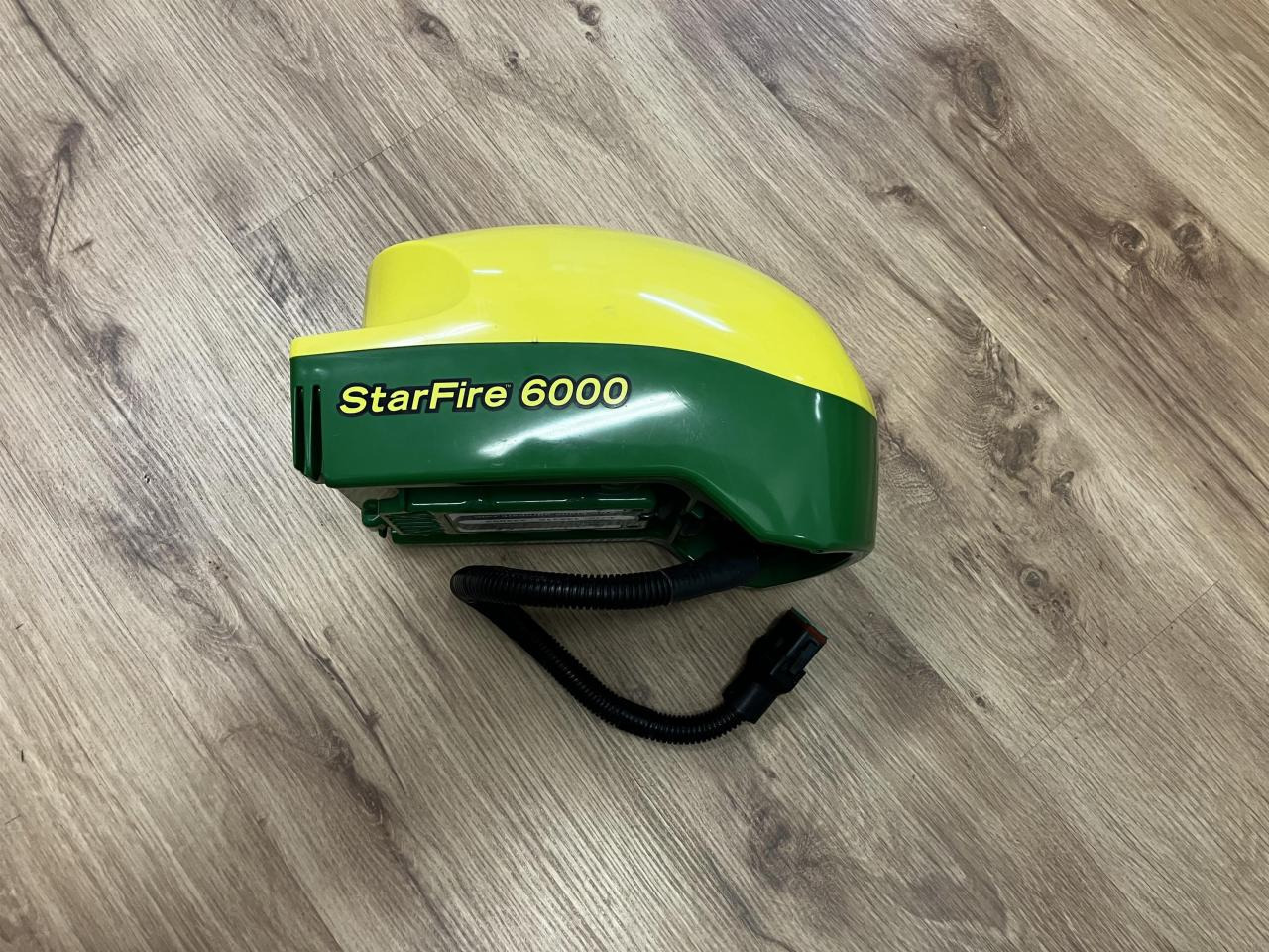 John Deere SF6000 SF3, M-RTK - Навигационна система за Селскостопанска техника: снимка 3 John Deere SF6000 SF3, M-RTK - Навигационна система за Селскостопанска техника: снимка 3