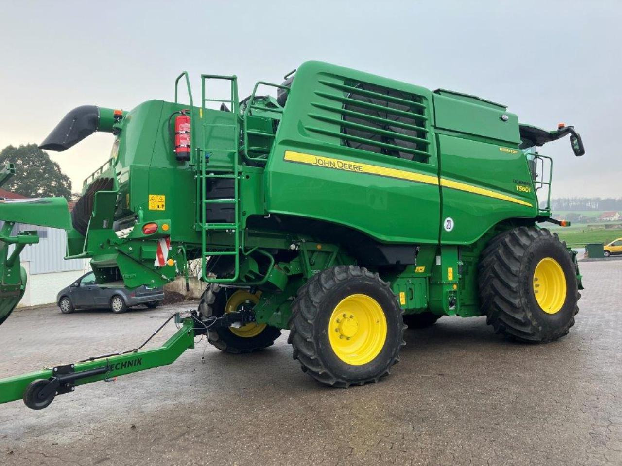Зърнокомбайн John Deere T560 Hillmaster: снимка 10