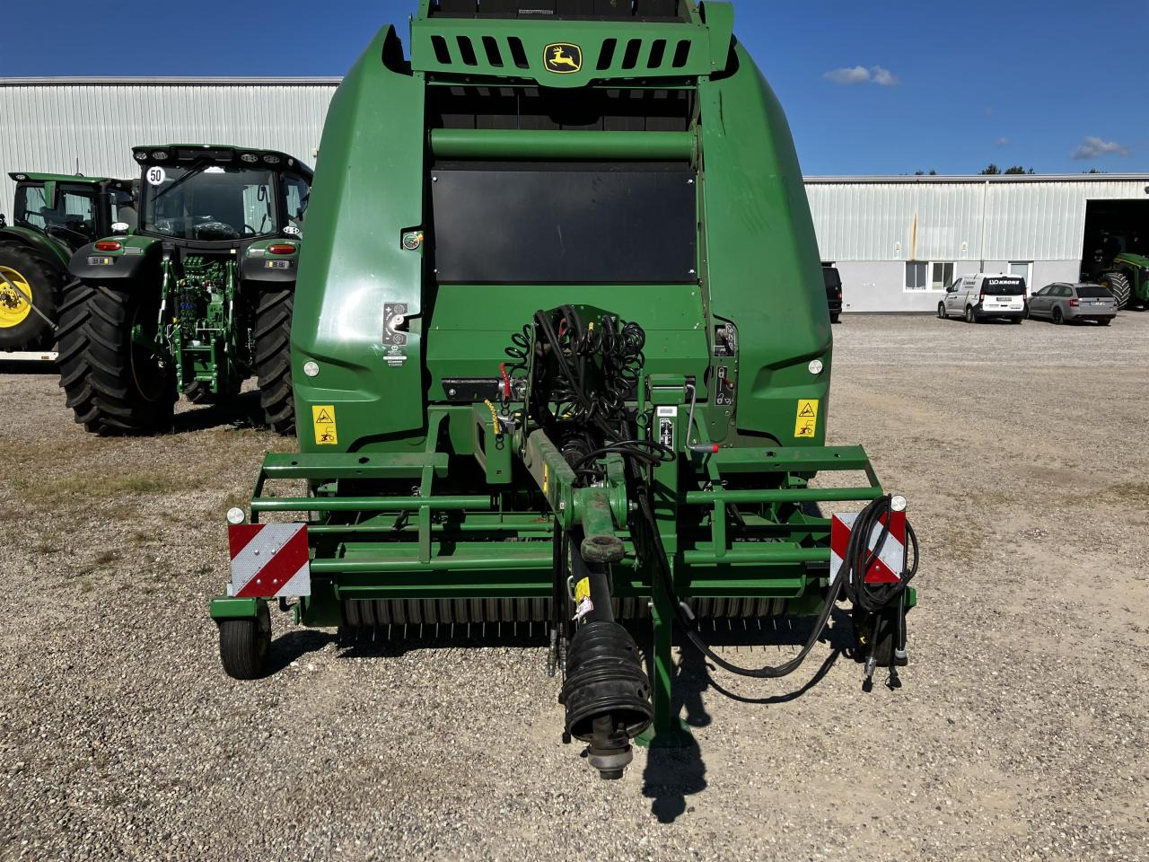John Deere V461M MaxiCut HC13 - Рулонна сламопреса: снимка 3 John Deere V461M MaxiCut HC13 - Рулонна сламопреса: снимка 3