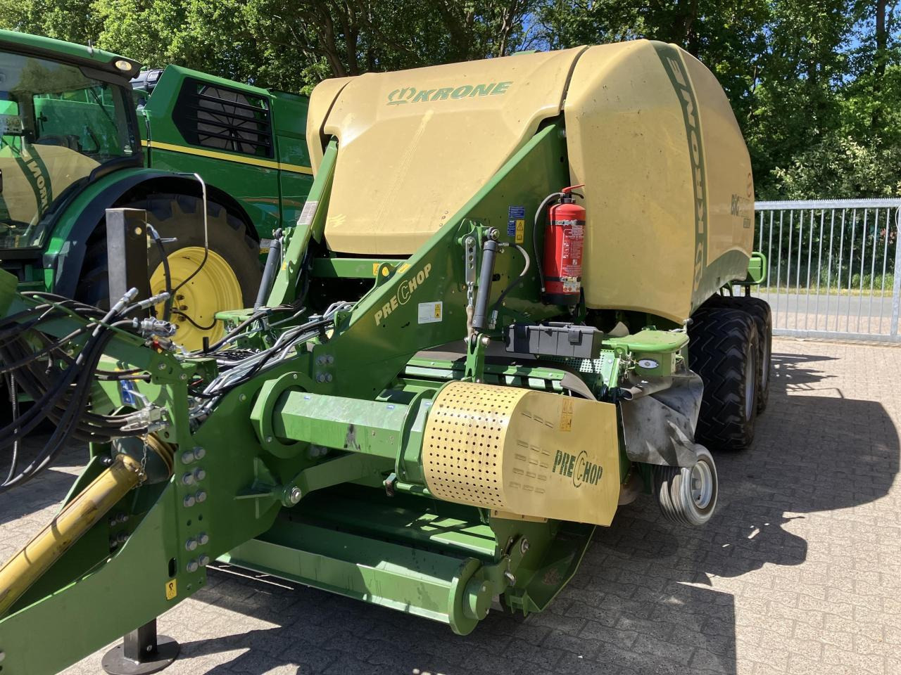 Krone Big Pack 1270 XC - Сламопреса за квадратни бали: снимка 1 Krone Big Pack 1270 XC - Сламопреса за квадратни бали: снимка 1