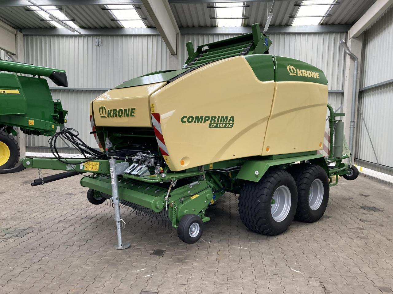 Krone CF 155 XC - Рулонна сламопреса: снимка 1 Krone CF 155 XC - Рулонна сламопреса: снимка 1