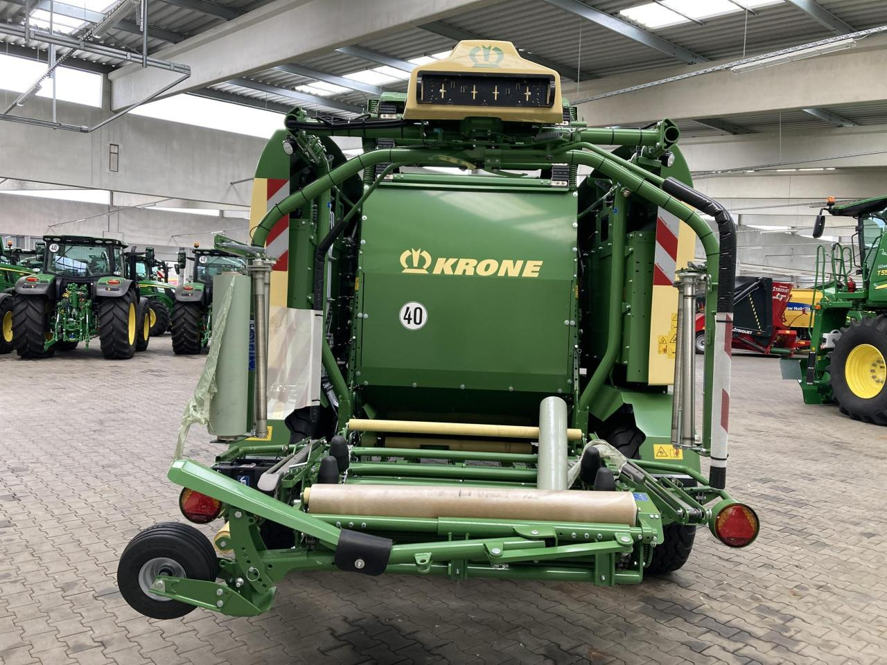 Krone CF 155 XC - Рулонна сламопреса: снимка 4 Krone CF 155 XC - Рулонна сламопреса: снимка 4