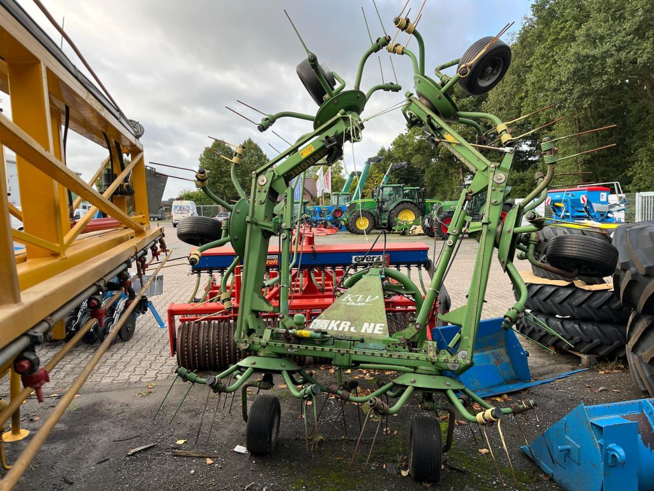 Krone KW 6.70/6 - Гребло/ Сенообръщачка: снимка 1 Krone KW 6.70/6 - Гребло/ Сенообръщачка: снимка 1