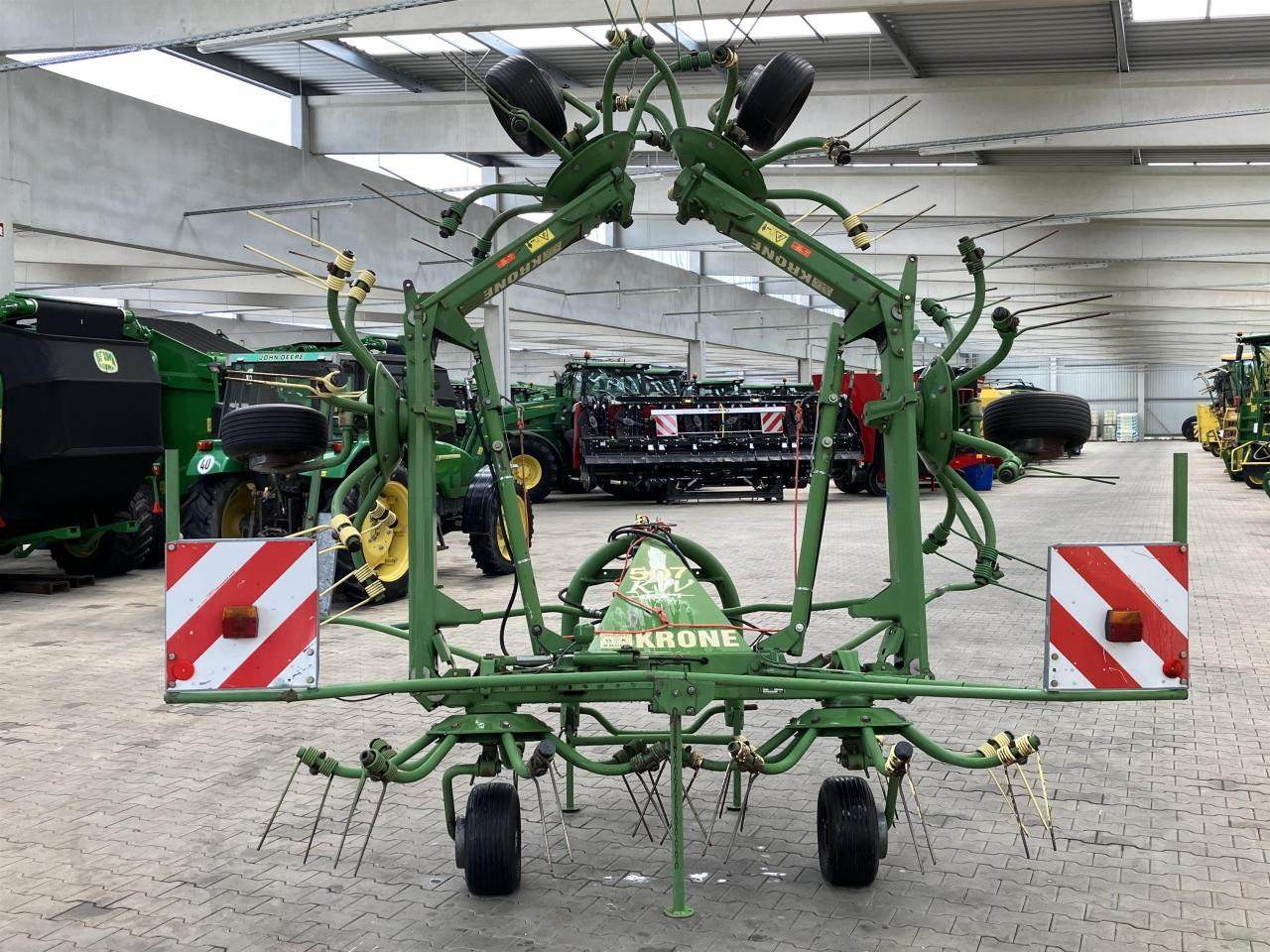 Krone KW 7.70/6x7 - Гребло/ Сенообръщачка: снимка 5 Krone KW 7.70/6x7 - Гребло/ Сенообръщачка: снимка 5