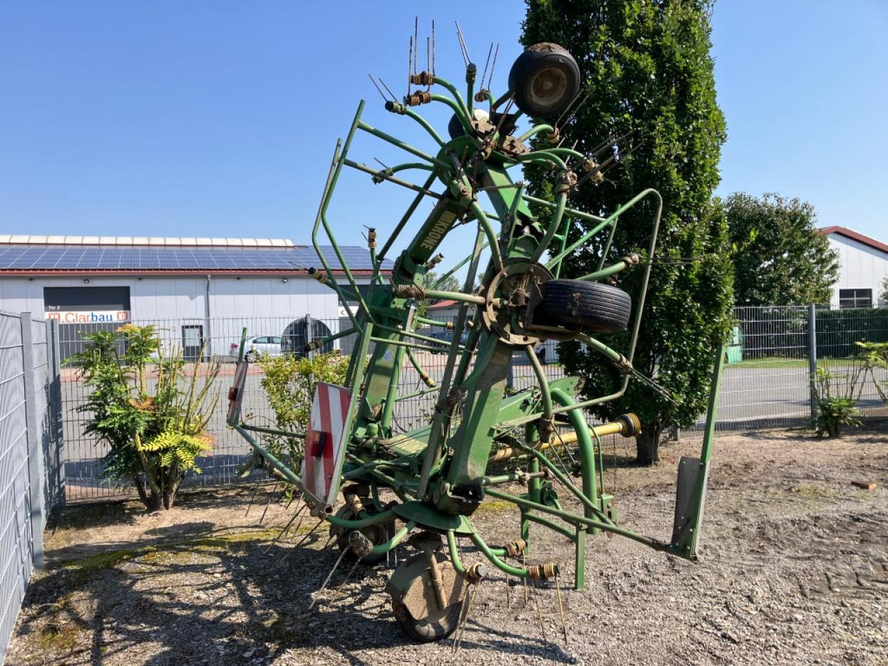 Krone KW7.70/6x7 - Гребло/ Сенообръщачка: снимка 4 Krone KW7.70/6x7 - Гребло/ Сенообръщачка: снимка 4
