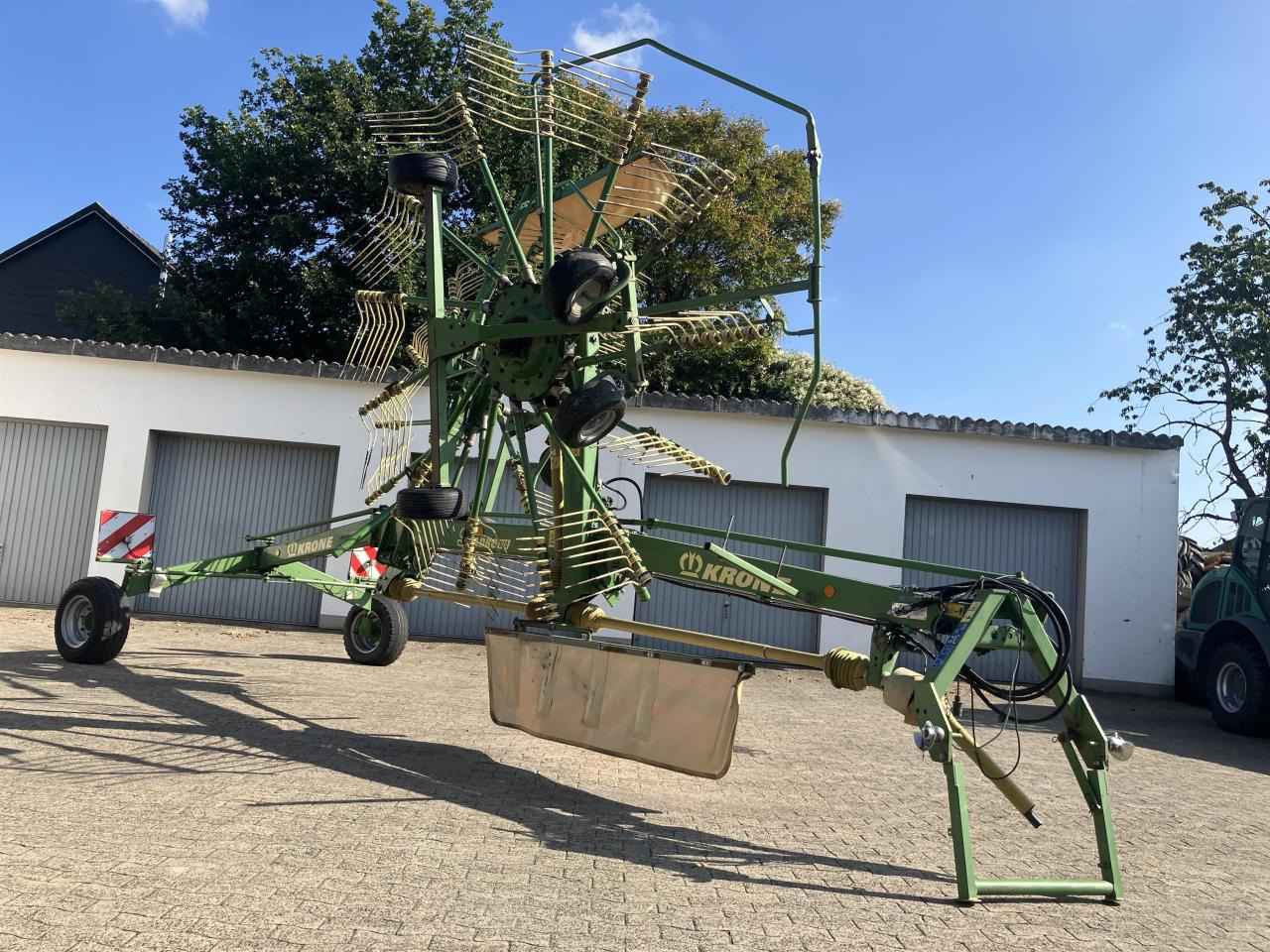 Krone SWADRO 810 - Гребло/ Сенообръщачка: снимка 1 Krone SWADRO 810 - Гребло/ Сенообръщачка: снимка 1