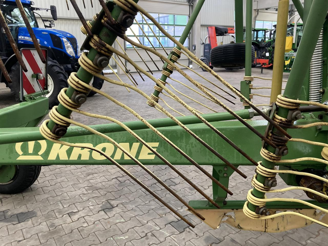 Krone Swadro 800/26 - Гребло/ Сенообръщачка: снимка 3 Krone Swadro 800/26 - Гребло/ Сенообръщачка: снимка 3