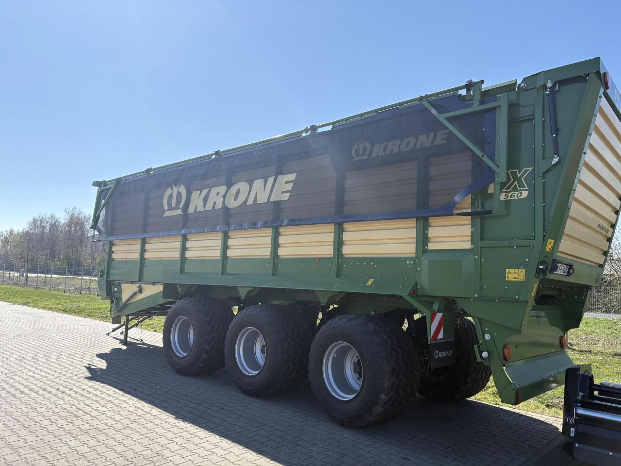 Krone TX 560 - Саморазтоварващо се ремарке: снимка 3 Krone TX 560 - Саморазтоварващо се ремарке: снимка 3