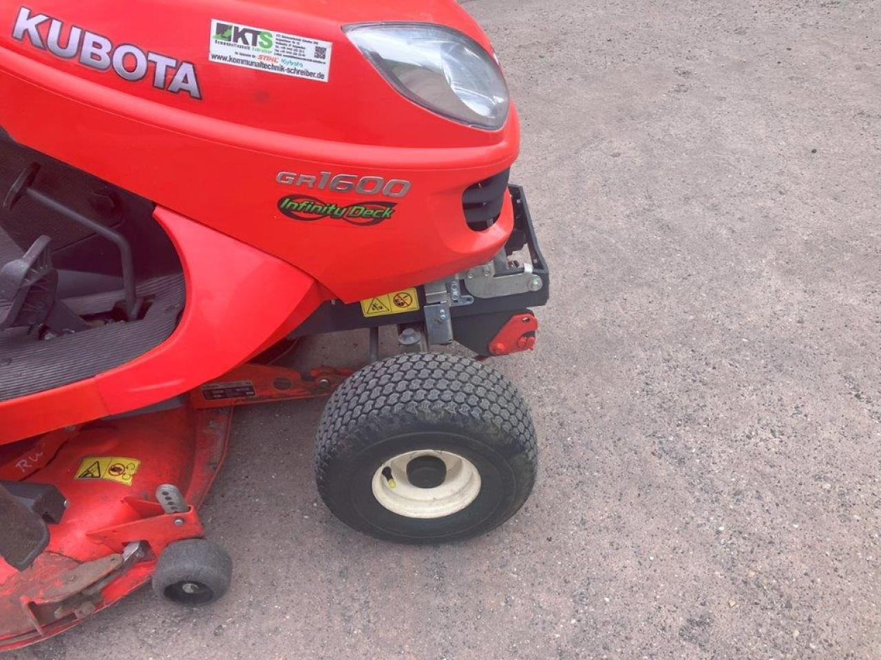 Kubota GR1600-ID-II - Косачка за трева: снимка 3 Kubota GR1600-ID-II - Косачка за трева: снимка 3