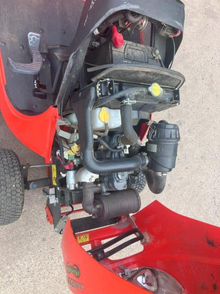 Косачка за трева Kubota GR1600-ID-II: снимка 8