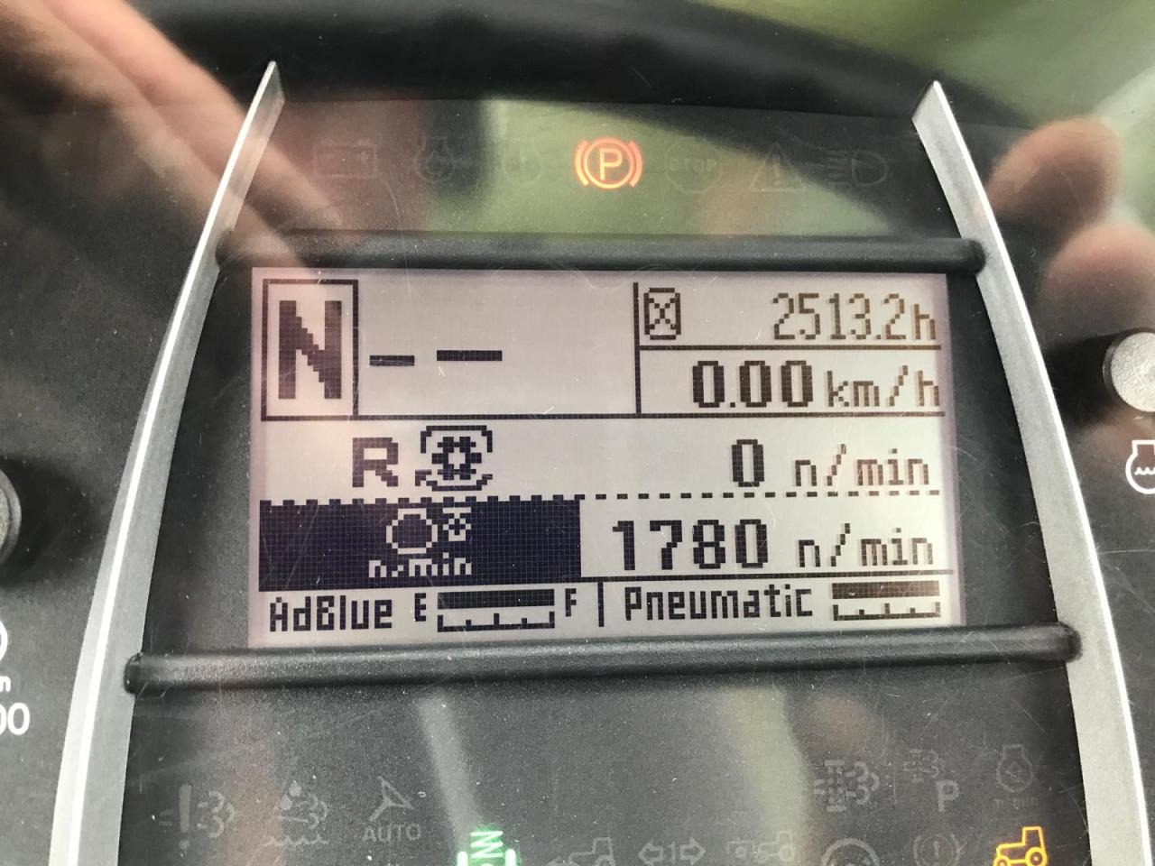 Лизинг на Kubota M7133 Kubota M7133: снимка 7