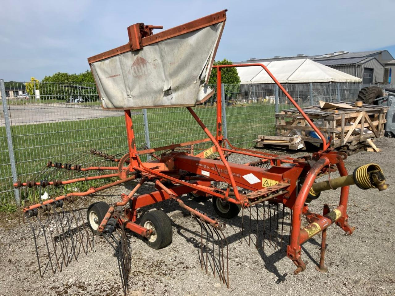 Kuhn GA 4311 GM - Гребло/ Сенообръщачка: снимка 2 Kuhn GA 4311 GM - Гребло/ Сенообръщачка: снимка 2