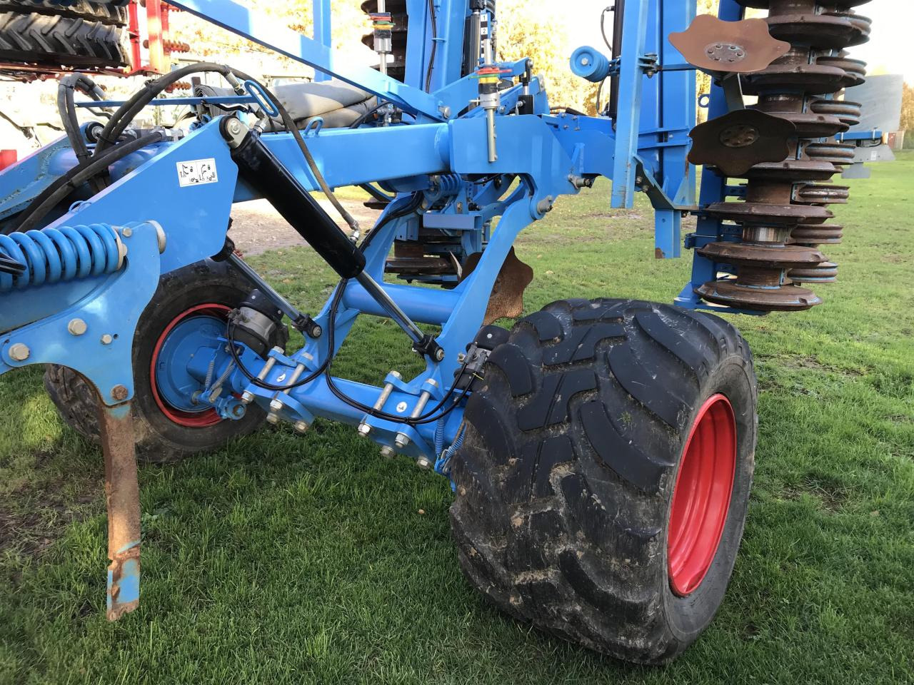 Lemken Karat 12/700 KUA - Култиватор: снимка 5 Lemken Karat 12/700 KUA - Култиватор: снимка 5