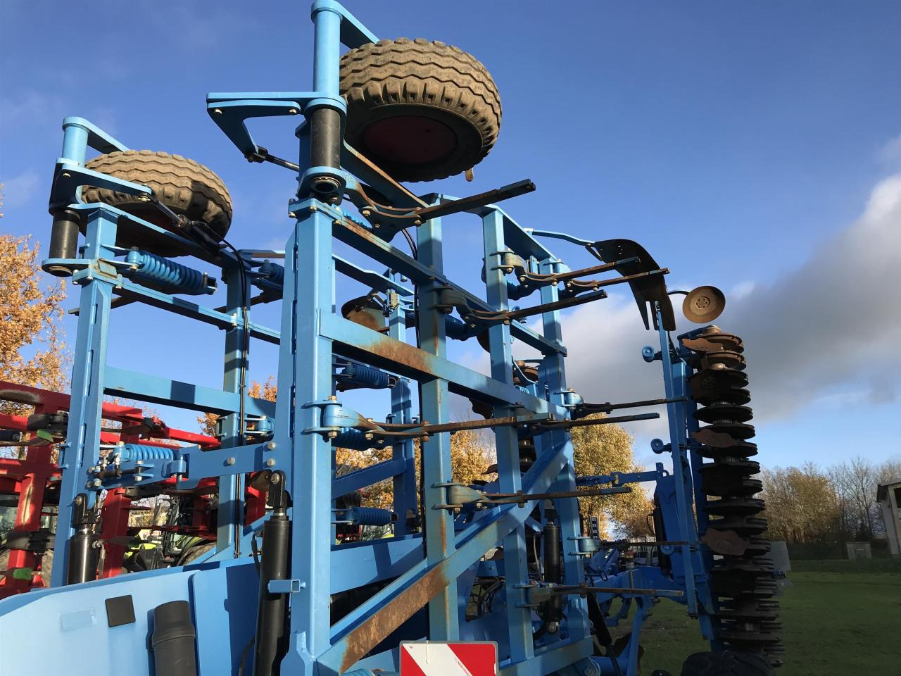 Lemken Karat 12/700 KUA - Култиватор: снимка 4 Lemken Karat 12/700 KUA - Култиватор: снимка 4