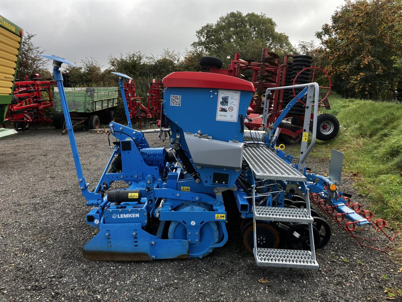 Lemken Saphir 9/300 - Сеялка: снимка 3 Lemken Saphir 9/300 - Сеялка: снимка 3