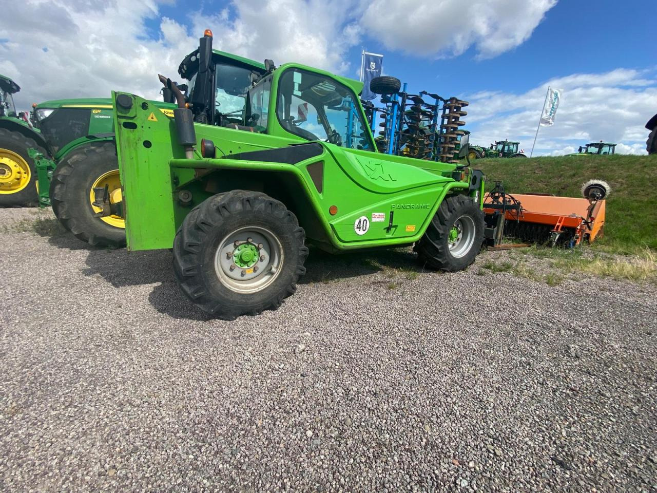 Merlo P 40.9 Plus - Телескопичен товарач: снимка 2 Merlo P 40.9 Plus - Телескопичен товарач: снимка 2