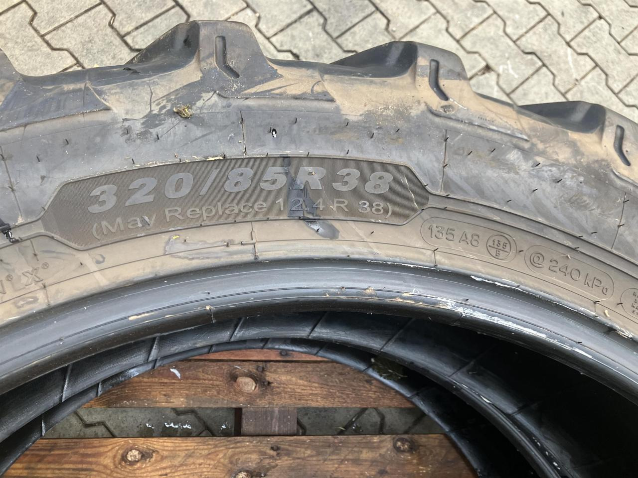 Michelin 320/85R38 - Гума за Селскостопанска техника: снимка 4 Michelin 320/85R38 - Гума за Селскостопанска техника: снимка 4