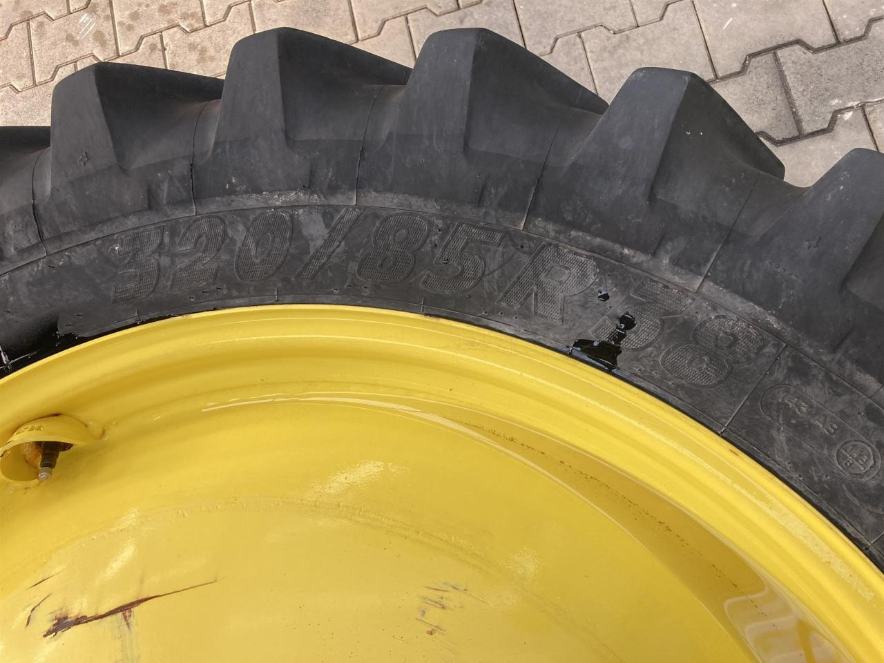 Michelin 320/85R38 - Гума за Селскостопанска техника: снимка 3 Michelin 320/85R38 - Гума за Селскостопанска техника: снимка 3