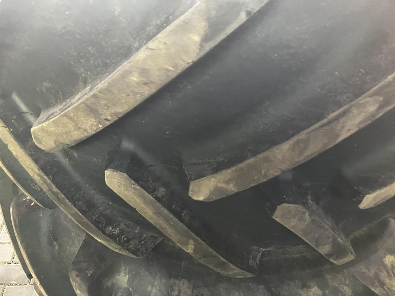 Michelin 600/70R30 - Гума за Селскостопанска техника: снимка 4 Michelin 600/70R30 - Гума за Селскостопанска техника: снимка 4