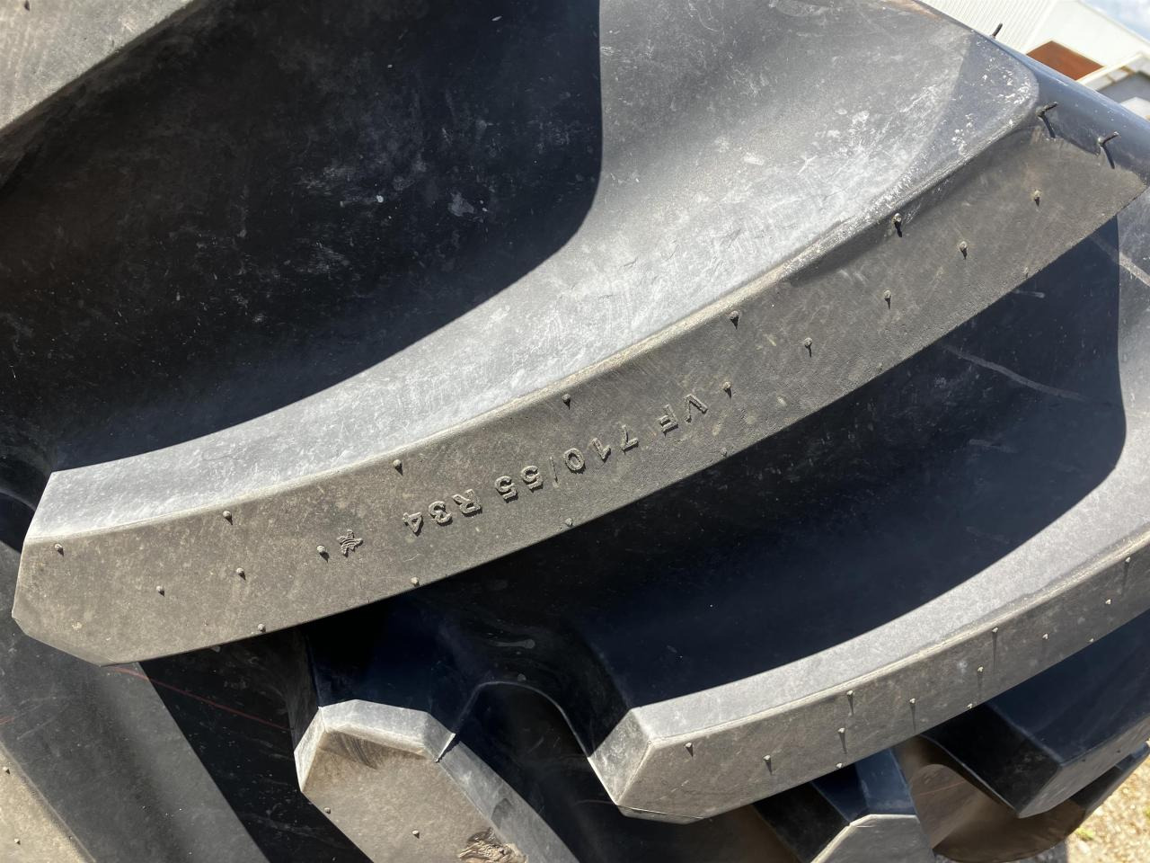 Michelin 710/55R34 VF - Гума за Селскостопанска техника: снимка 3 Michelin 710/55R34 VF - Гума за Селскостопанска техника: снимка 3