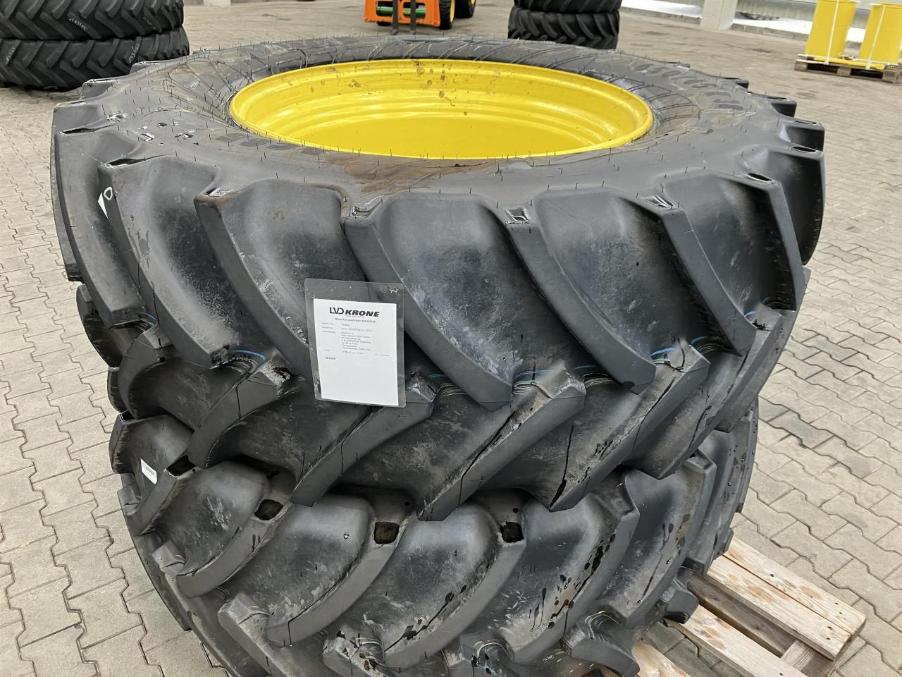 Mitas 650/65R38 - Гума за Селскостопанска техника: снимка 1 Mitas 650/65R38 - Гума за Селскостопанска техника: снимка 1