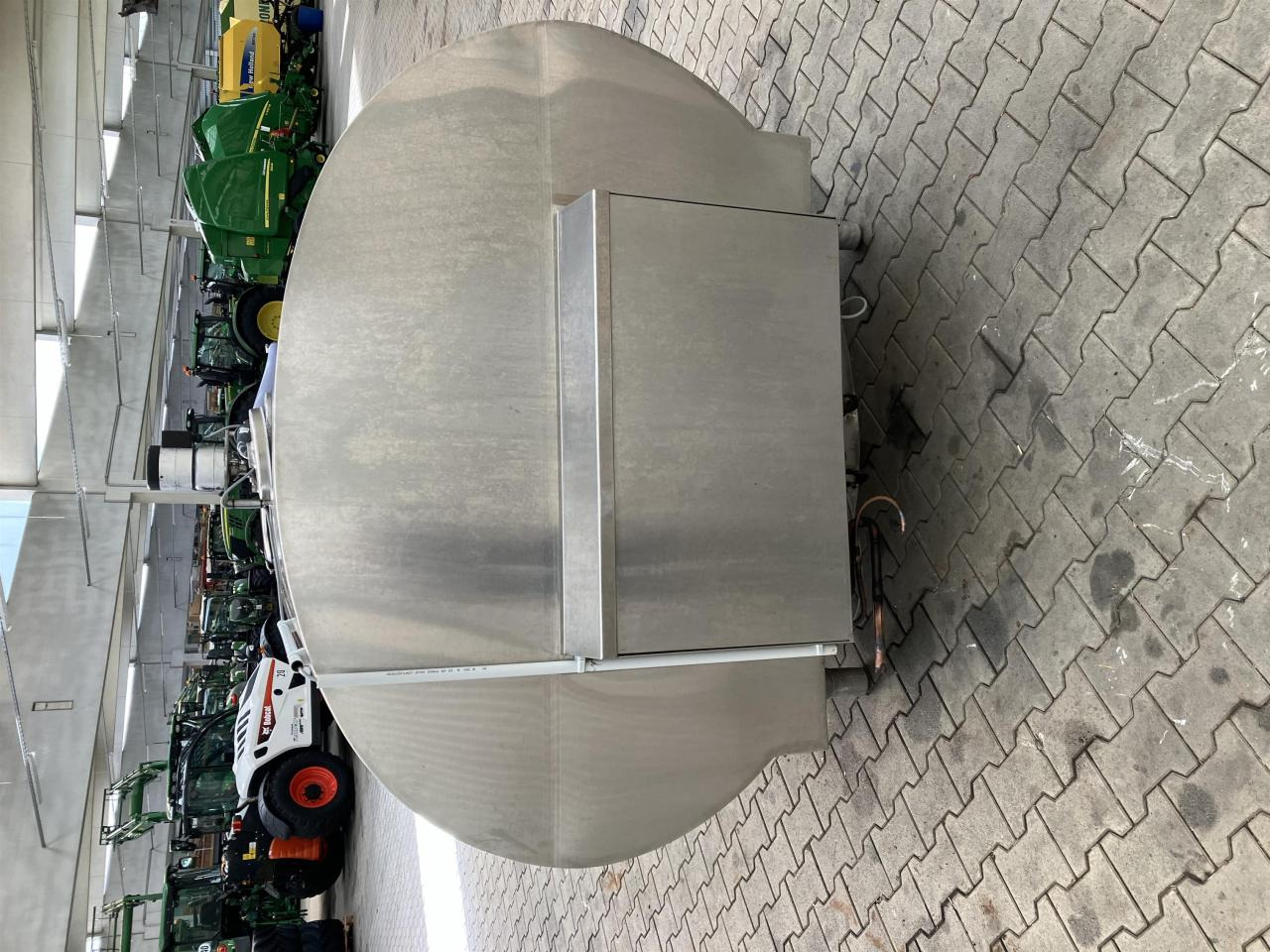 Müller O-700, ca. 3.000 Ltr. - Доилна техника: снимка 1 Müller O-700, ca. 3.000 Ltr. - Доилна техника: снимка 1