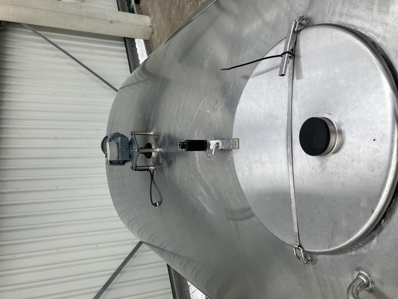 Müller gebr. Milchkühltank, ca. 6.000 Ltr - Доилна техника: снимка 5 Müller gebr. Milchkühltank, ca. 6.000 Ltr - Доилна техника: снимка 5