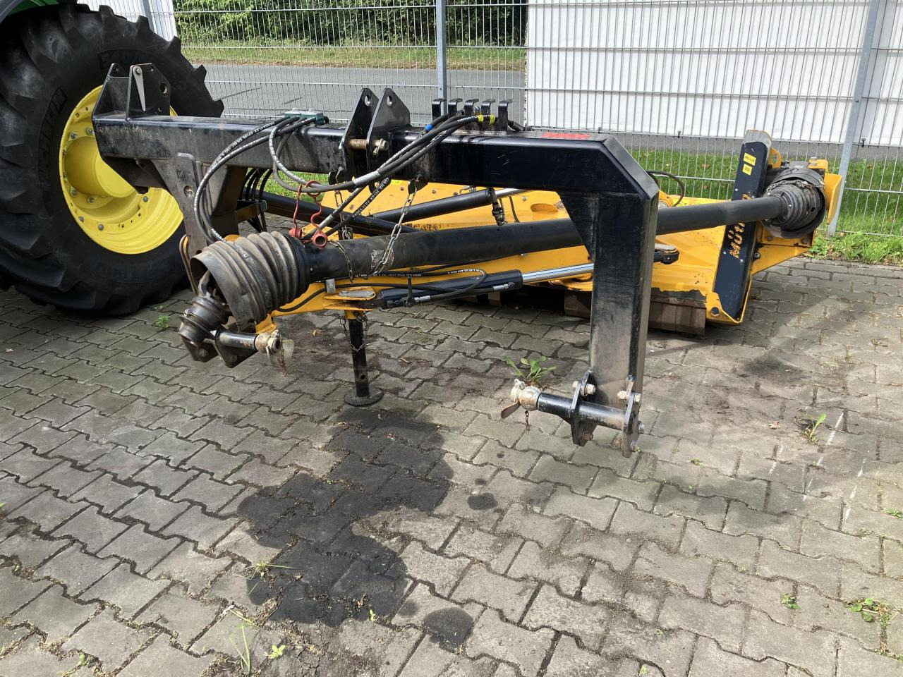 Müthing MU-L/S 200-31 - Косачка-шредер: снимка 3 Müthing MU-L/S 200-31 - Косачка-шредер: снимка 3