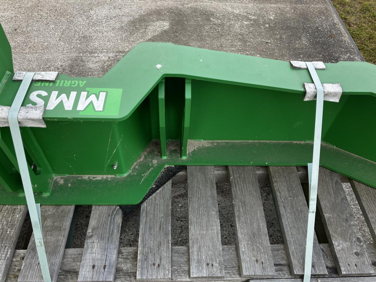 Sonstige / Other MMS Agriline SafetyBumper 2800 - Прикачен инвентар: снимка 4 Sonstige / Other MMS Agriline SafetyBumper 2800 - Прикачен инвентар: снимка 4