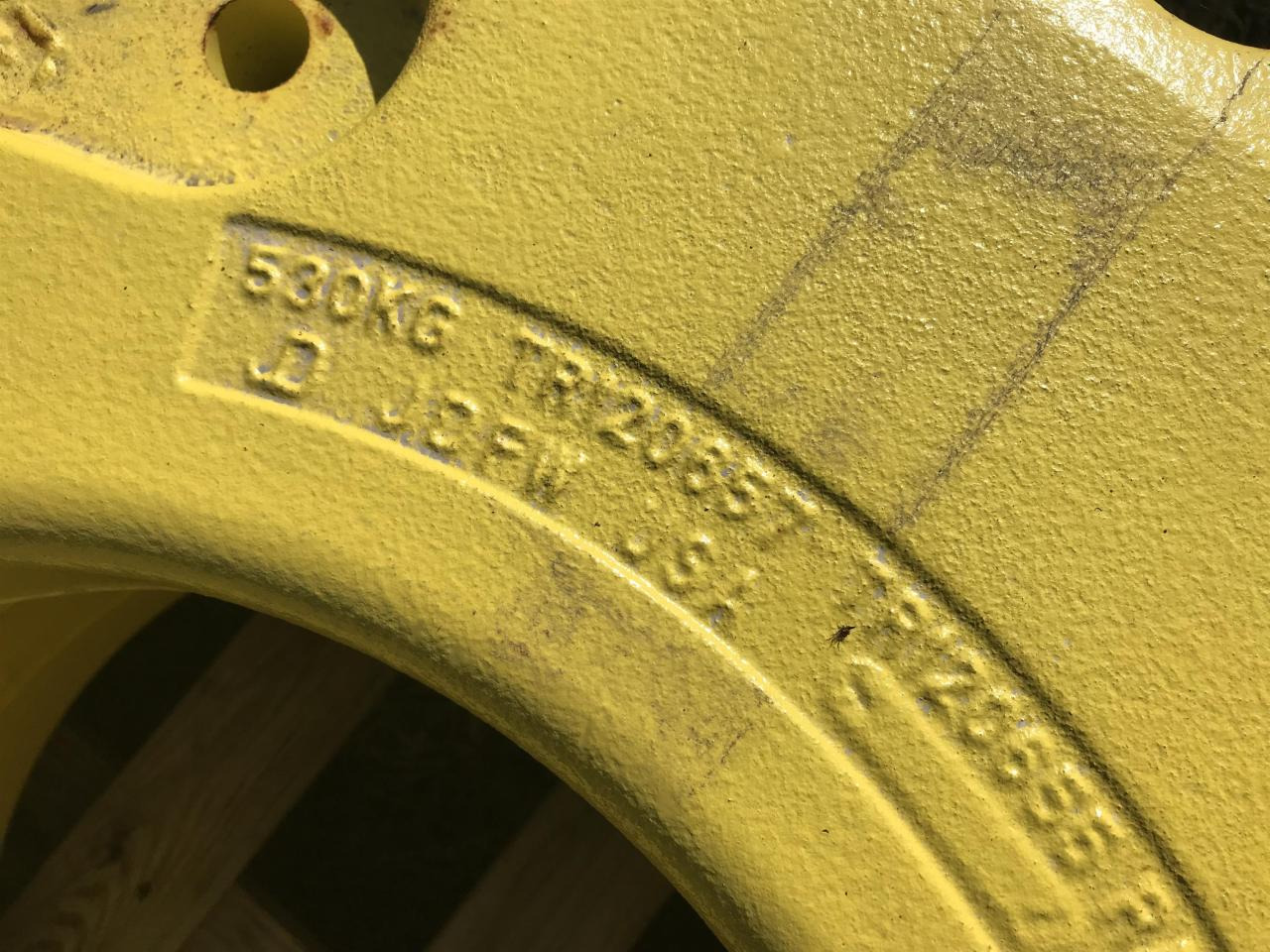 John Deere 2x 70 + 530 kg - Резервни части за Селскостопанска техника: снимка 2 John Deere 2x 70 + 530 kg - Резервни части за Селскостопанска техника: снимка 2