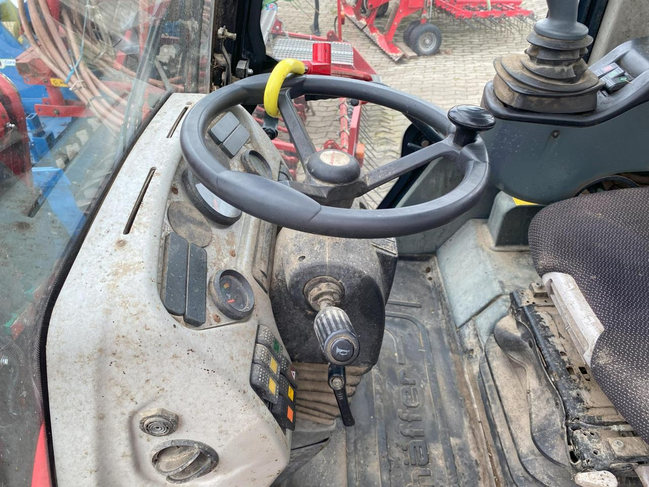 Телескопичен товарач Schäffer 9310T: снимка 7