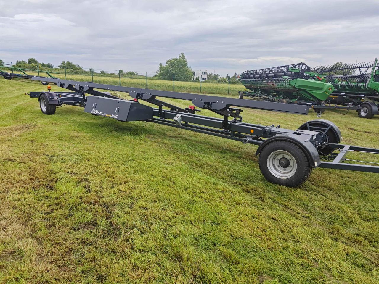 TAM Leguan Quattro ML 30ft - Хедер: снимка 1 TAM Leguan Quattro ML 30ft - Хедер: снимка 1