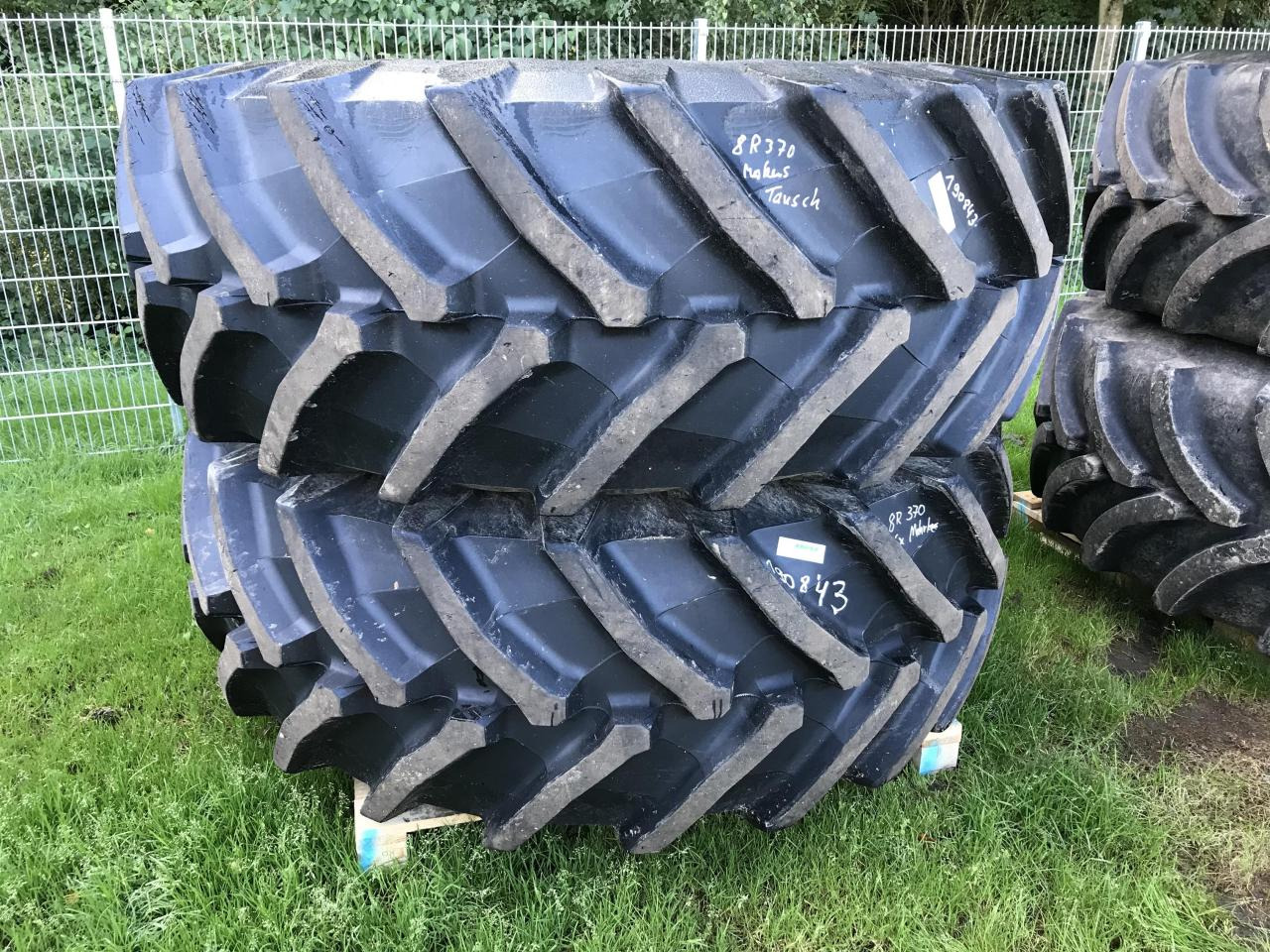Trelleborg 710/75R42 - Гума за Селскостопанска техника: снимка 1 Trelleborg 710/75R42 - Гума за Селскостопанска техника: снимка 1