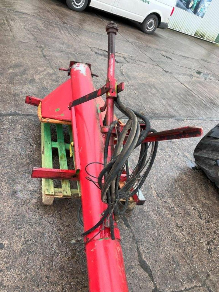 UNBEKANNT mit Trichter - Селскостопанско ремарке самосвал: снимка 4 UNBEKANNT mit Trichter - Селскостопанско ремарке самосвал: снимка 4