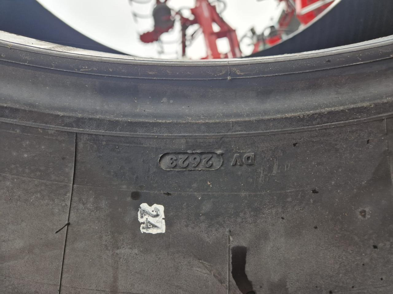 Vredestein 710/75R38 - Гума за Селскостопанска техника: снимка 2 Vredestein 710/75R38 - Гума за Селскостопанска техника: снимка 2