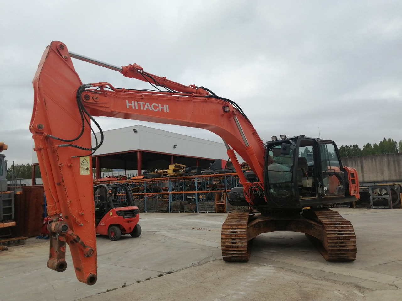 EXCAVADORA HITACHI ZX290LCN-5B - Верижен багер: снимка 4 EXCAVADORA HITACHI ZX290LCN-5B - Верижен багер: снимка 4