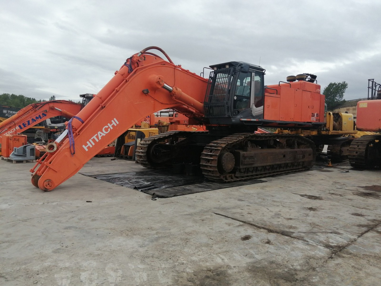 EXCAVADORA HITACHI ZX870LCH-3 - Верижен багер: снимка 1 EXCAVADORA HITACHI ZX870LCH-3 - Верижен багер: снимка 1