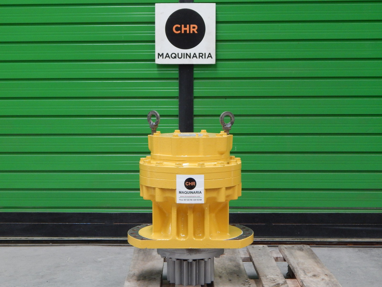 Swing Motor KOMATSU PC240-6 20Y-26-K1100 - Редуктор на въртене за Строителна техника: снимка 1 Swing Motor KOMATSU PC240-6 20Y-26-K1100 - Редуктор на въртене за Строителна техника: снимка 1