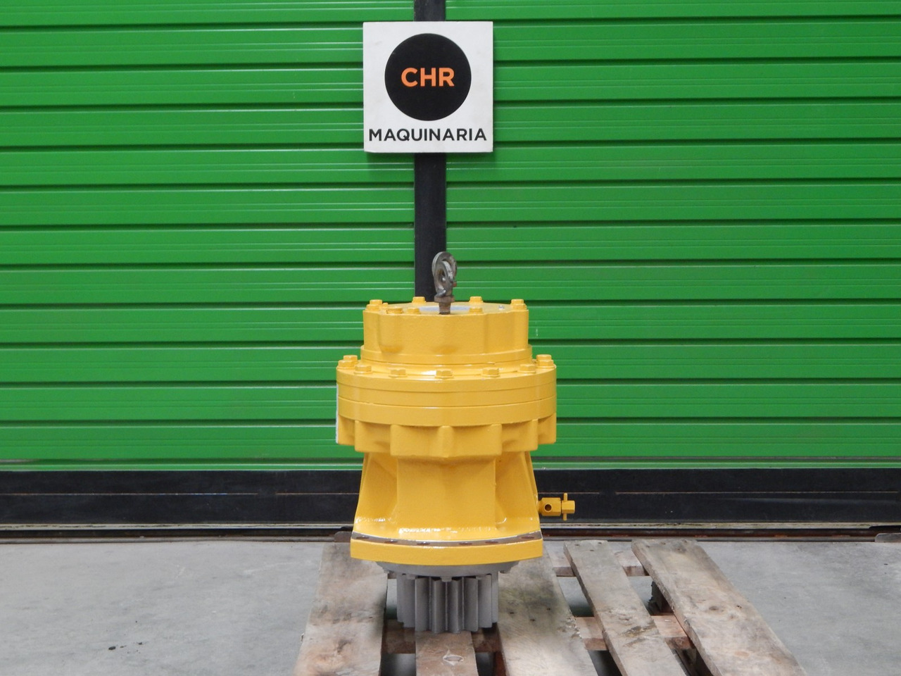 Swing Motor KOMATSU PC240-6 20Y-26-K1100 - Редуктор на въртене за Строителна техника: снимка 3 Swing Motor KOMATSU PC240-6 20Y-26-K1100 - Редуктор на въртене за Строителна техника: снимка 3