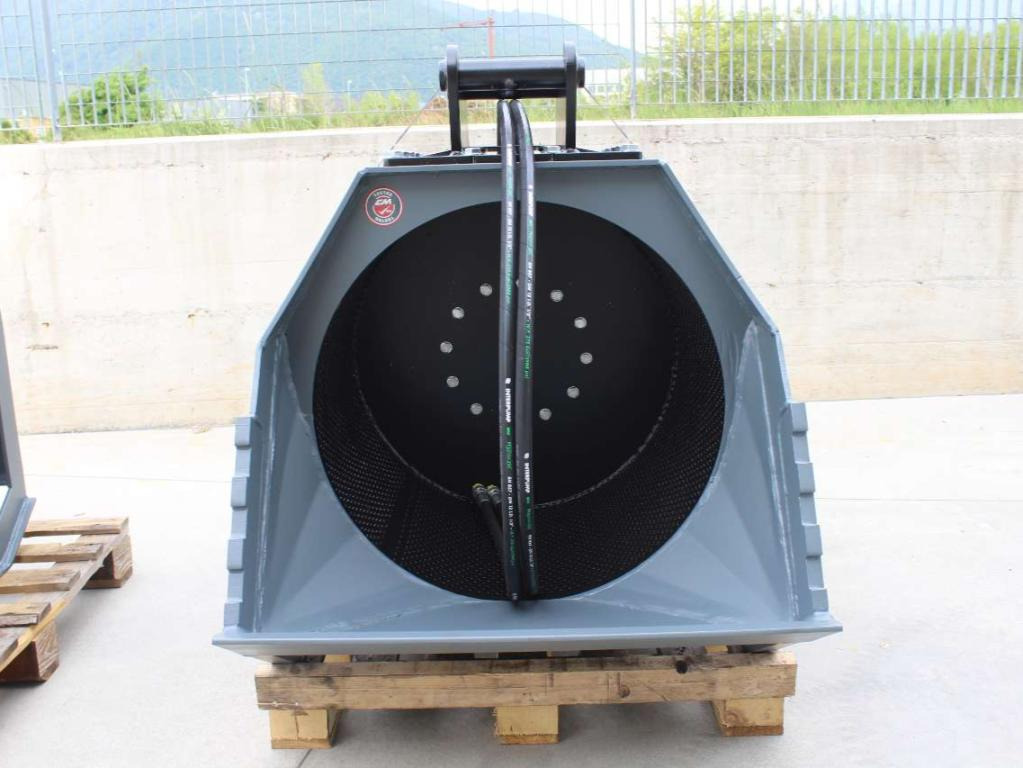 CM Crusher CBR 07 Screening Bucket - Кофа за Мини челен товарач: снимка 3 CM Crusher CBR 07 Screening Bucket - Кофа за Мини челен товарач: снимка 3