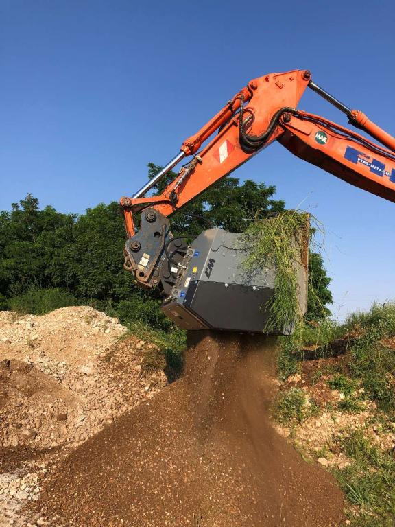 CM Crusher CDS 14 Screening Bucket - Кофа за Мини челен товарач: снимка 2 CM Crusher CDS 14 Screening Bucket - Кофа за Мини челен товарач: снимка 2