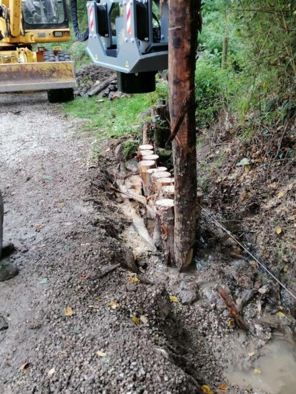 CM Crusher PV 45.80 Pile Driver - Машина за набиване за Мини челен товарач: снимка 1 CM Crusher PV 45.80 Pile Driver - Машина за набиване за Мини челен товарач: снимка 1