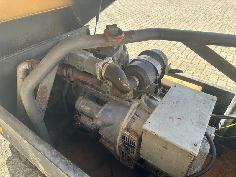Atlas-Copco Deutz F2M 2011 Stamford 12 KVA generatorset - Електрогенератор: снимка 3 Atlas-Copco Deutz F2M 2011 Stamford 12 KVA generatorset - Електрогенератор: снимка 3