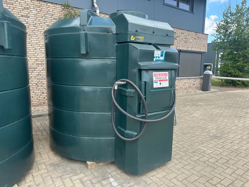 Carbery Kiwa dubbelwandig met mangat Dieseltank 5700 liter met 230 V pompset New ! Overstock - Морски контейнер: снимка 3 Carbery Kiwa dubbelwandig met mangat Dieseltank 5700 liter met 230 V pompset New ! Overstock - Морски контейнер: снимка 3