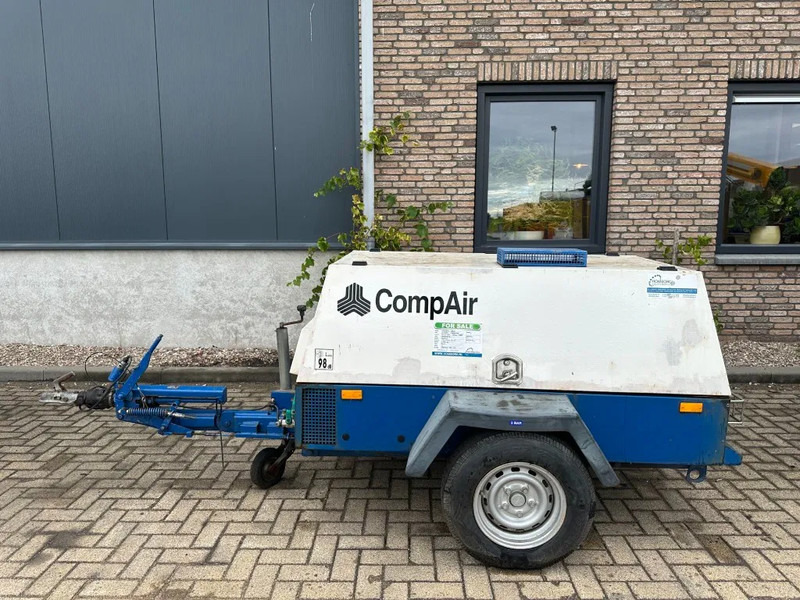 Compair H2180 Deutz 2.1 m3 / min 28 kW 7 Bar Mobiele Diesel Compressor met kenteken - Компресор за въздух: снимка 1 Compair H2180 Deutz 2.1 m3 / min 28 kW 7 Bar Mobiele Diesel Compressor met kenteken - Компресор за въздух: снимка 1