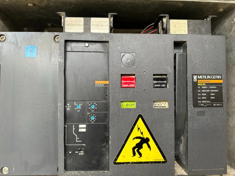 Електрогенератор Cummins KTA 38 G5 Leroy Somer 1000 kVA Silent generatorset in container: снимка 13 Електрогенератор Cummins KTA 38 G5 Leroy Somer 1000 kVA Silent generatorset in container: снимка 13