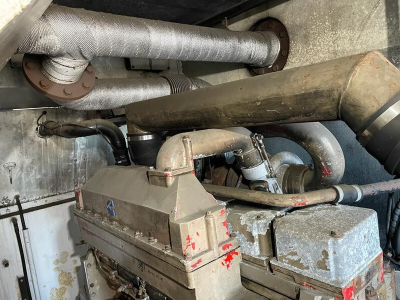 Електрогенератор Cummins KTTA 19 C Dieselmotor in container 585 PK: снимка 14