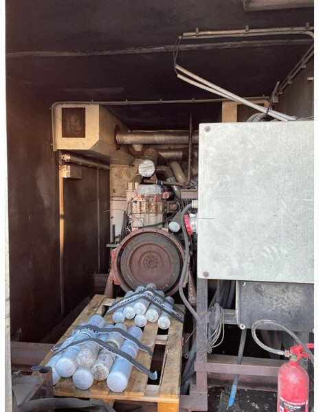 Електрогенератор Cummins KTTA 19 C Dieselmotor in container 585 PK: снимка 15